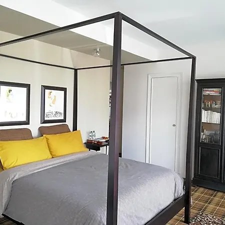 Bed and Breakfast Monts Dome